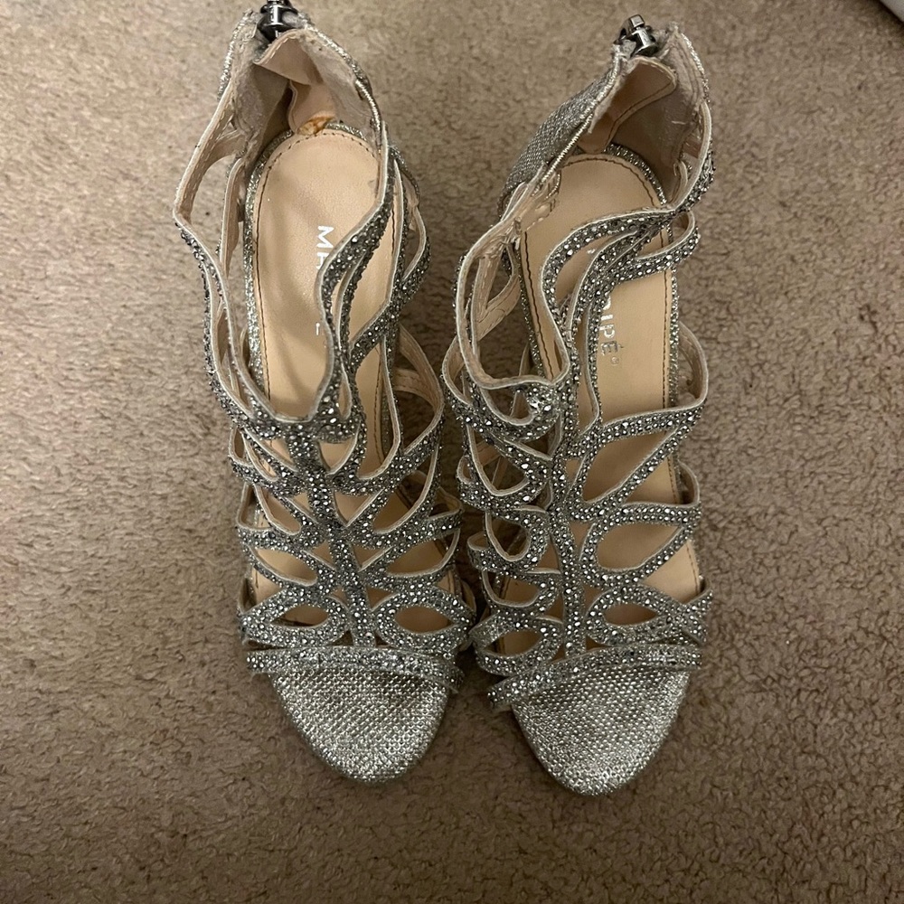 Sprinkling Silver Heels